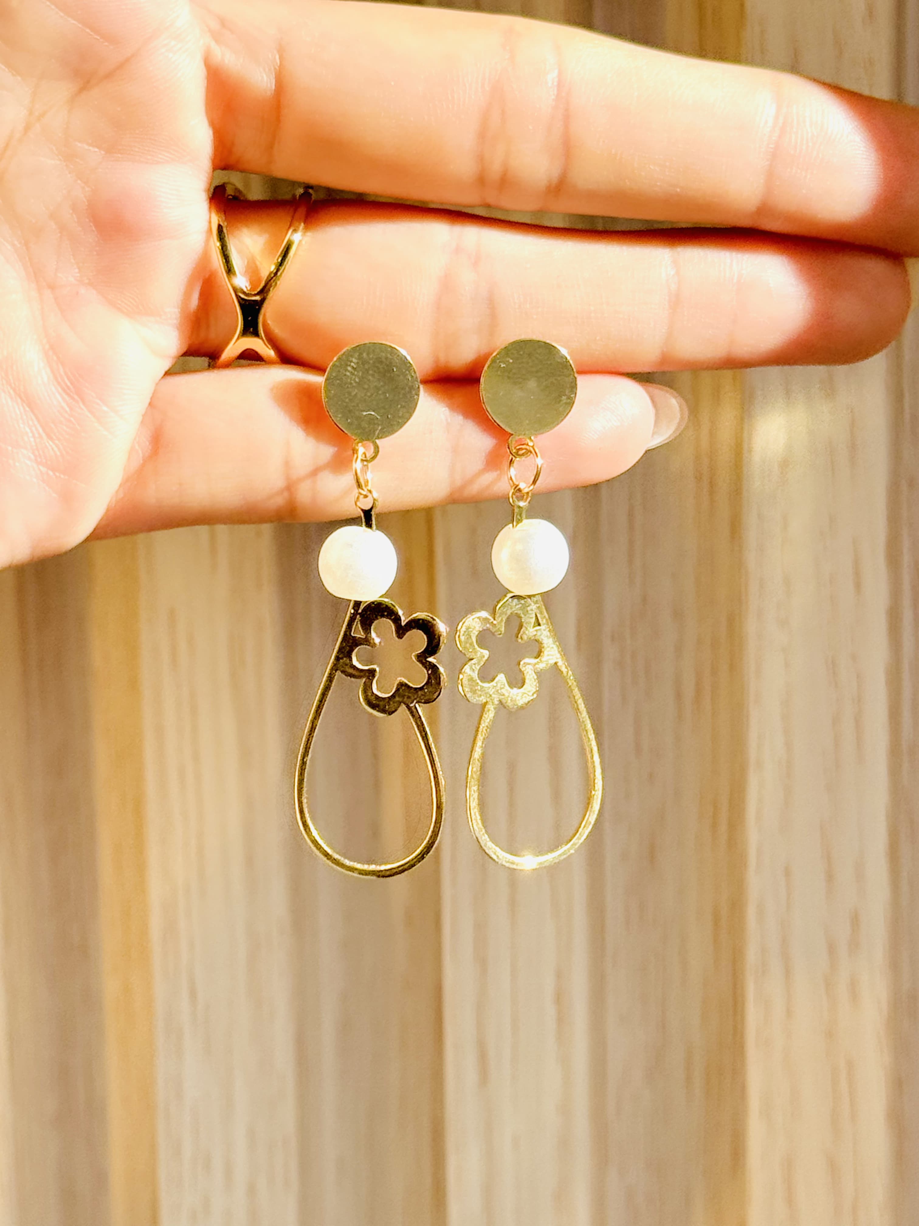 Aretes Eira
