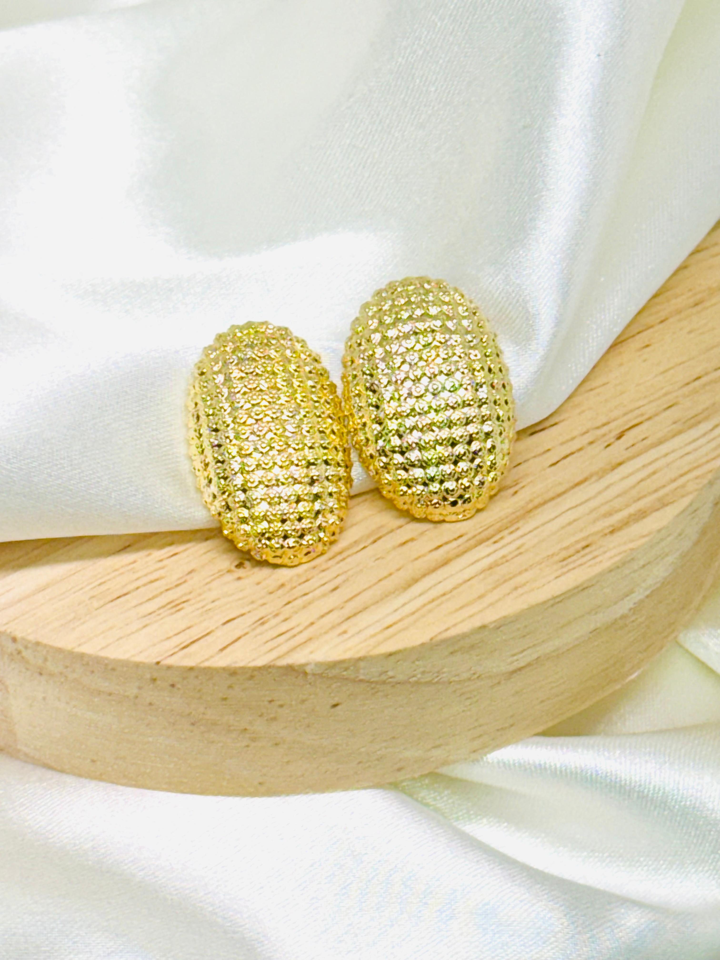 Aretes ovalados