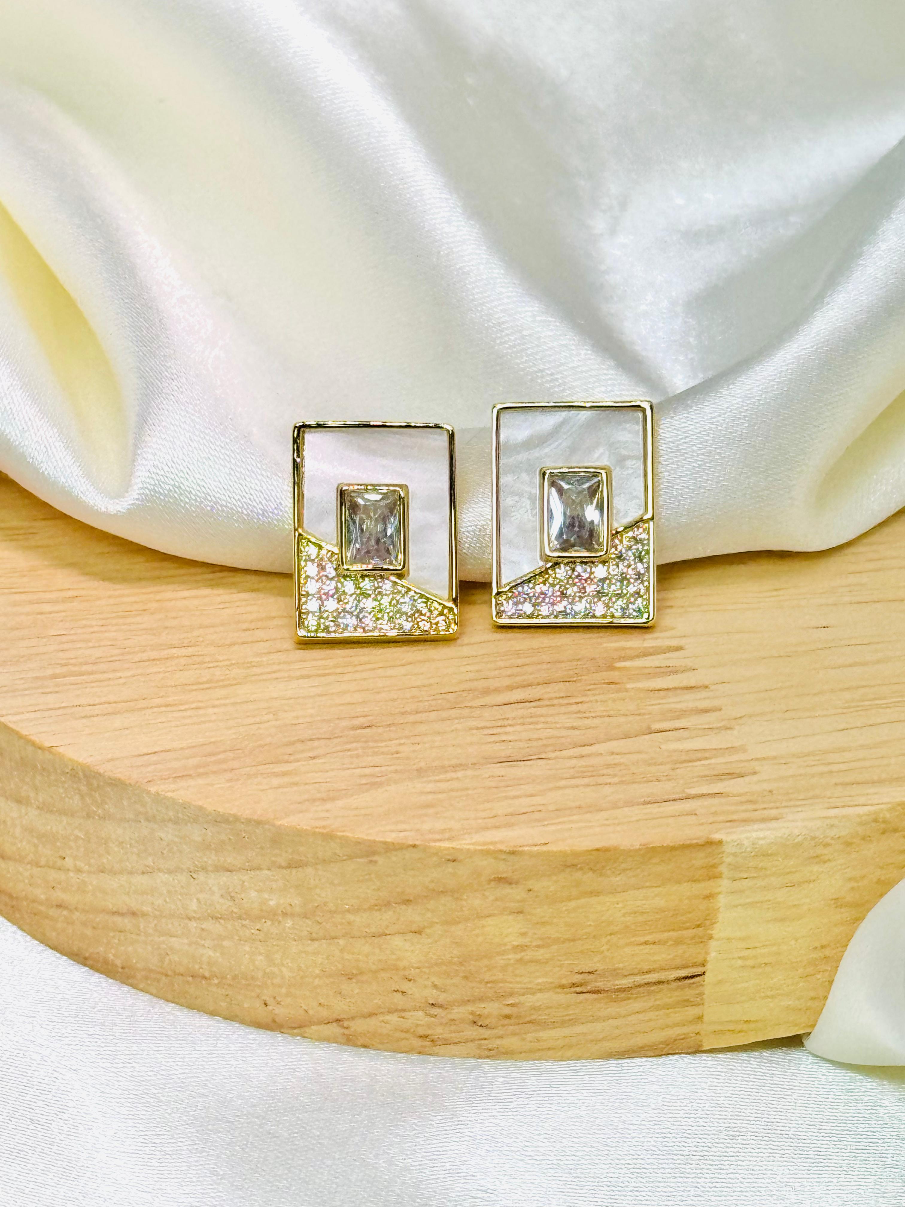 Aretes dorados rodio