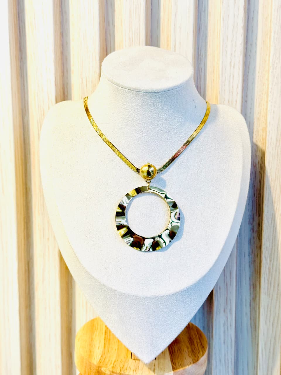 collar chuncky Elara