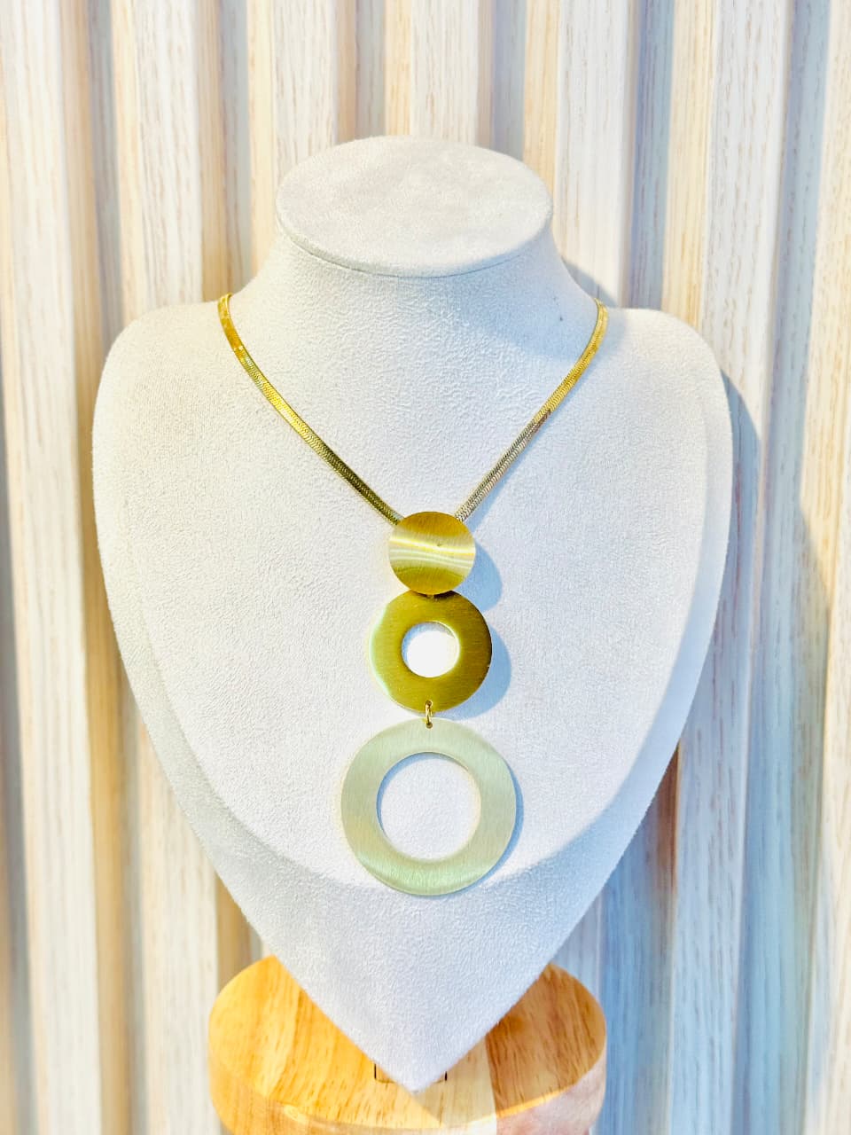 collar chuncky amaris