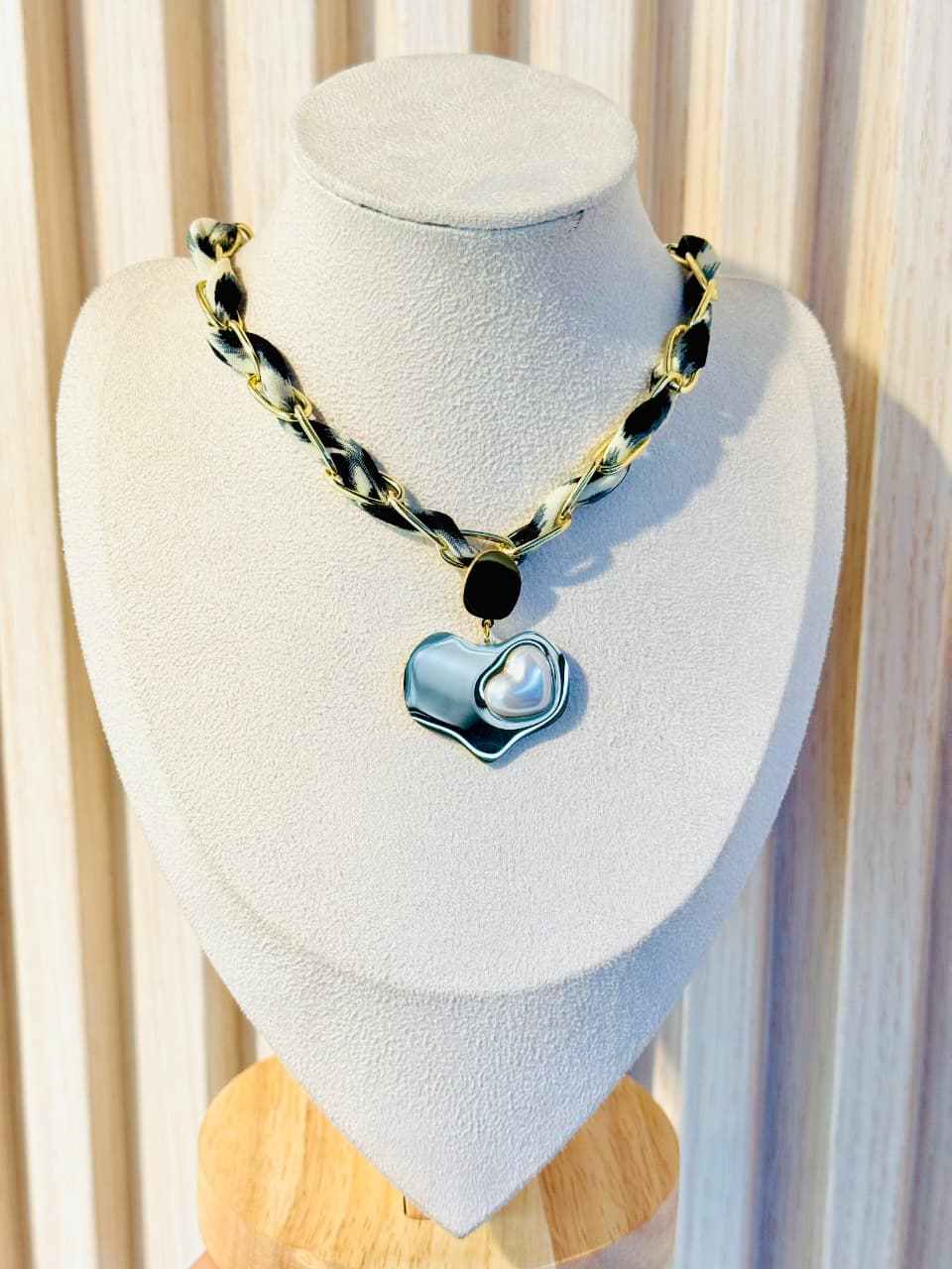 collar serengu