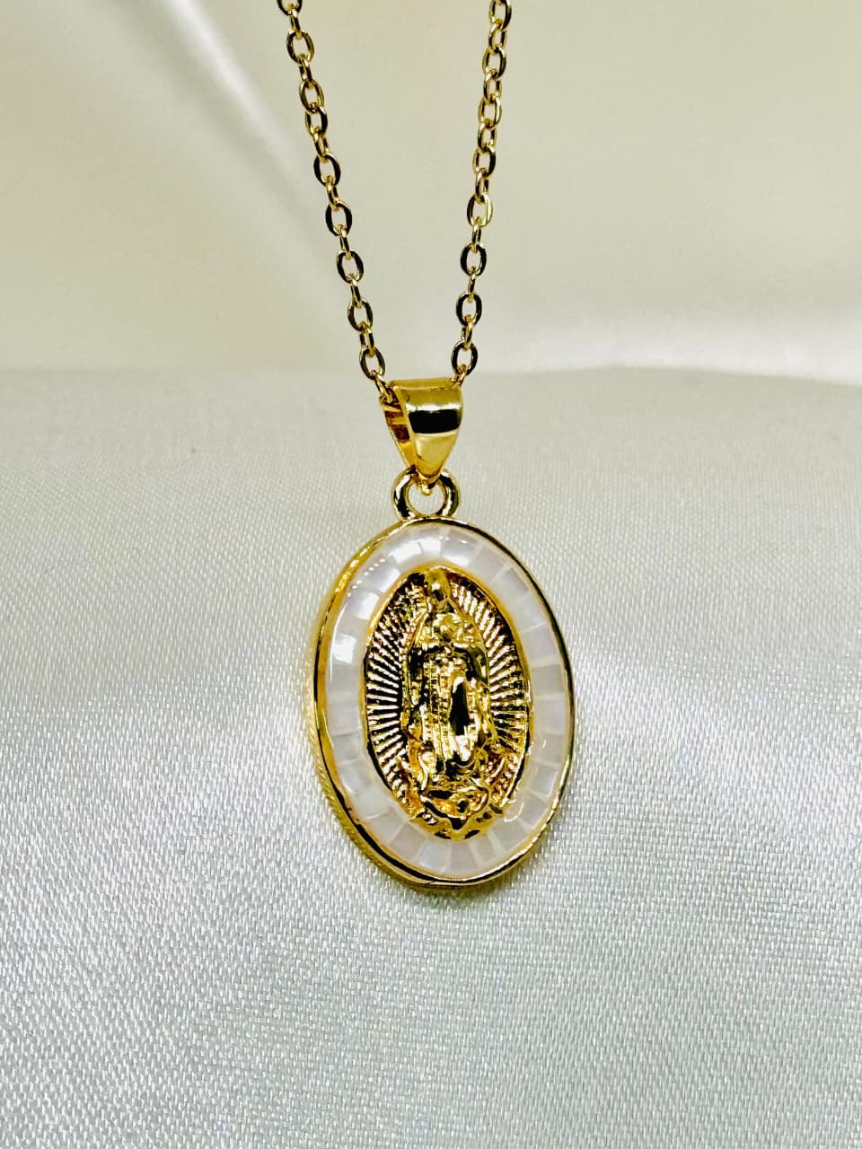 Collares Virgen Maria