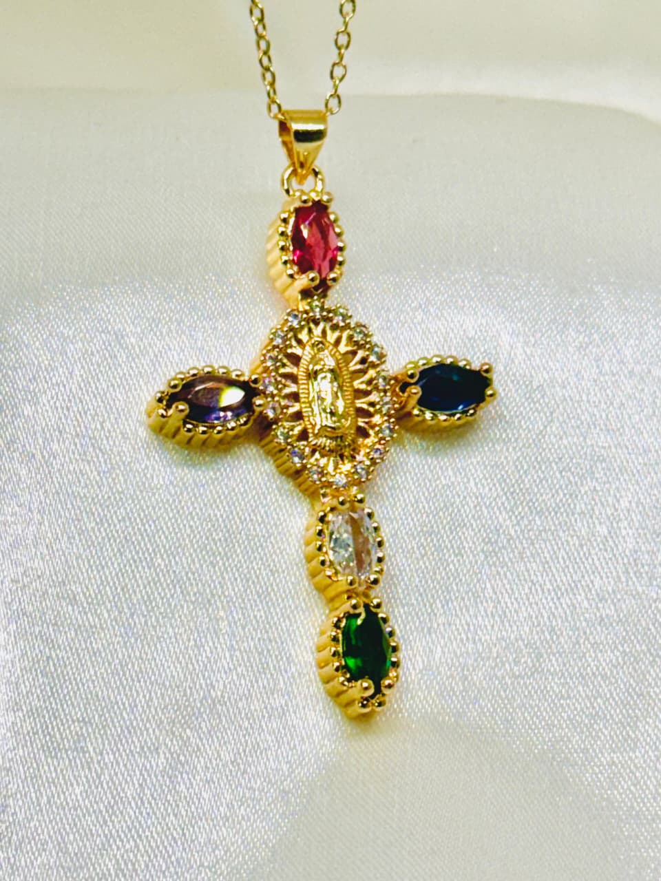Collar Virgen Maria con Cruz