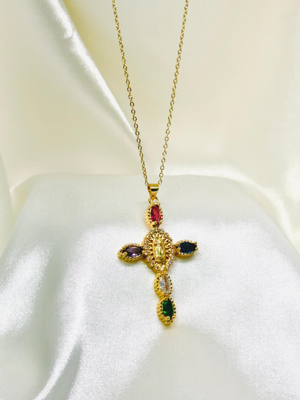 Collar Virgen Maria con Cruz
