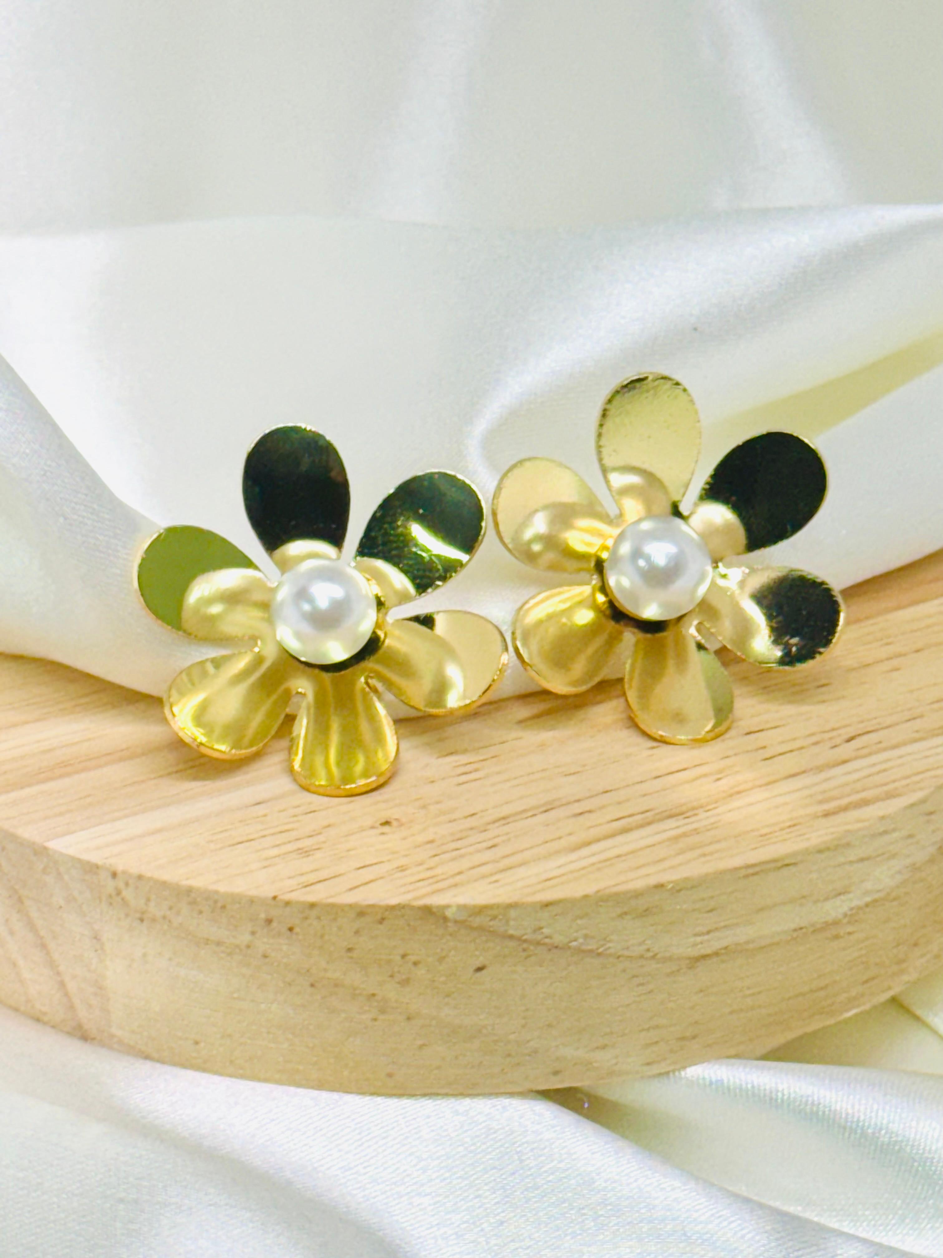 Aretes chuncky flor
