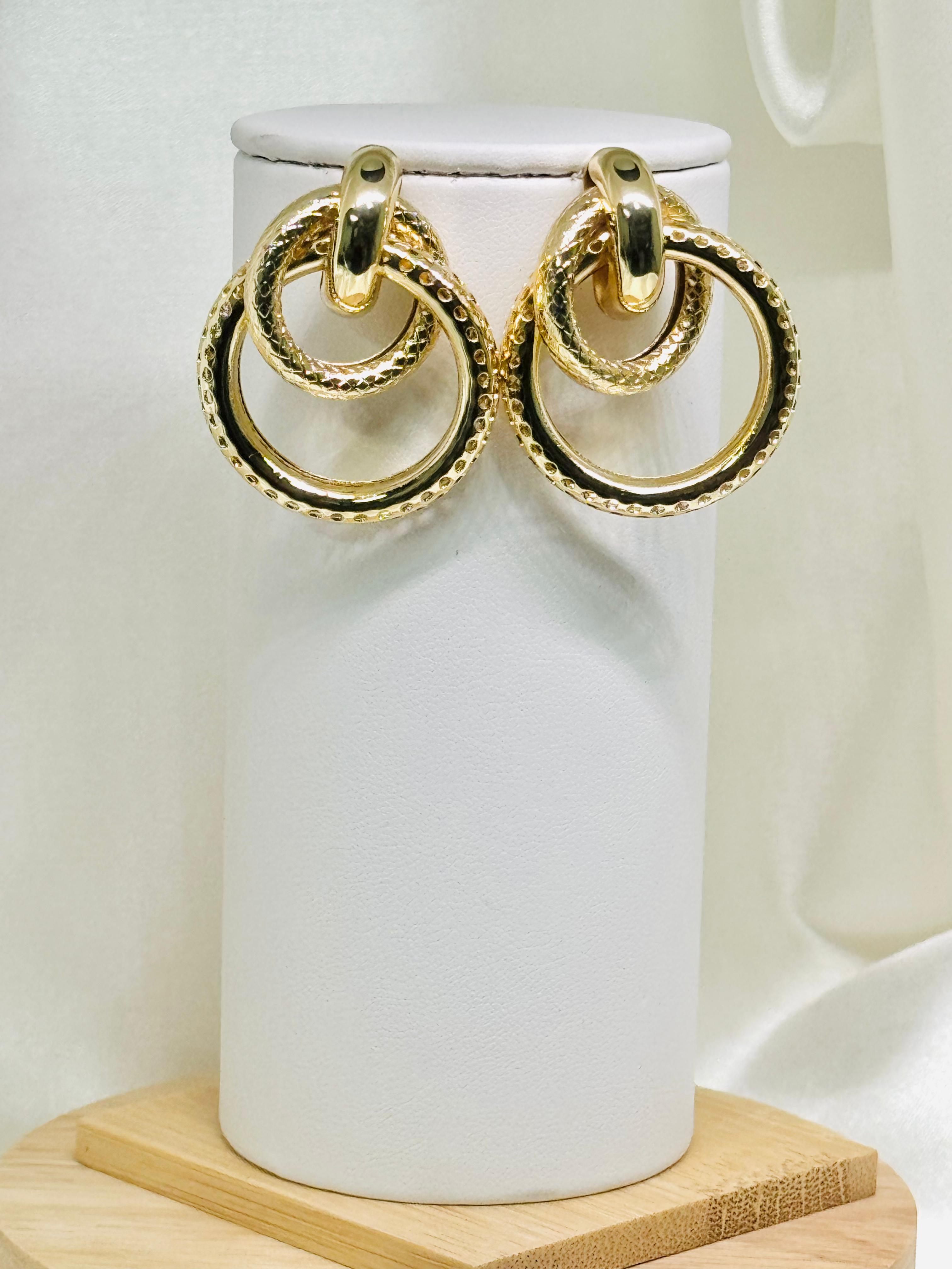 Aretes elegantes
