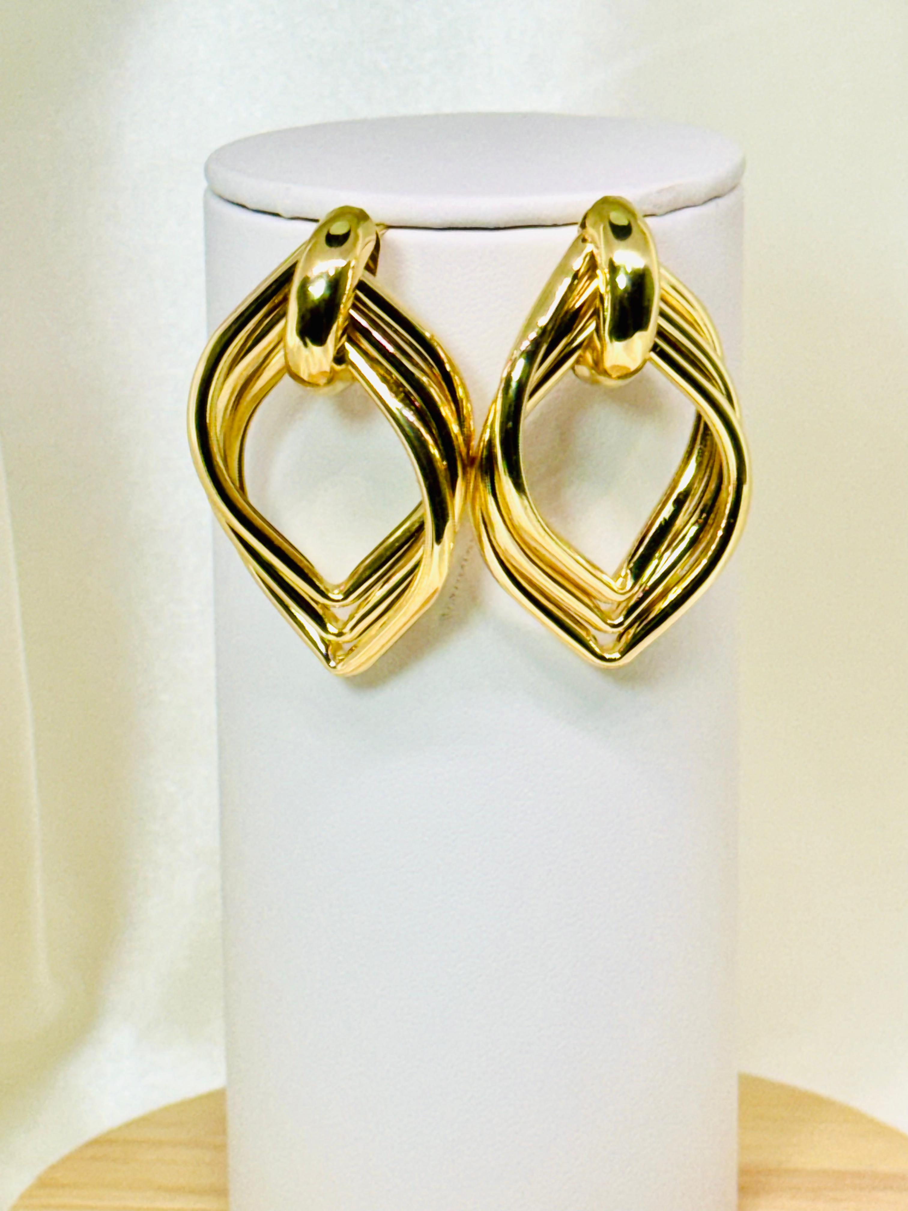 Aretes Elegantes