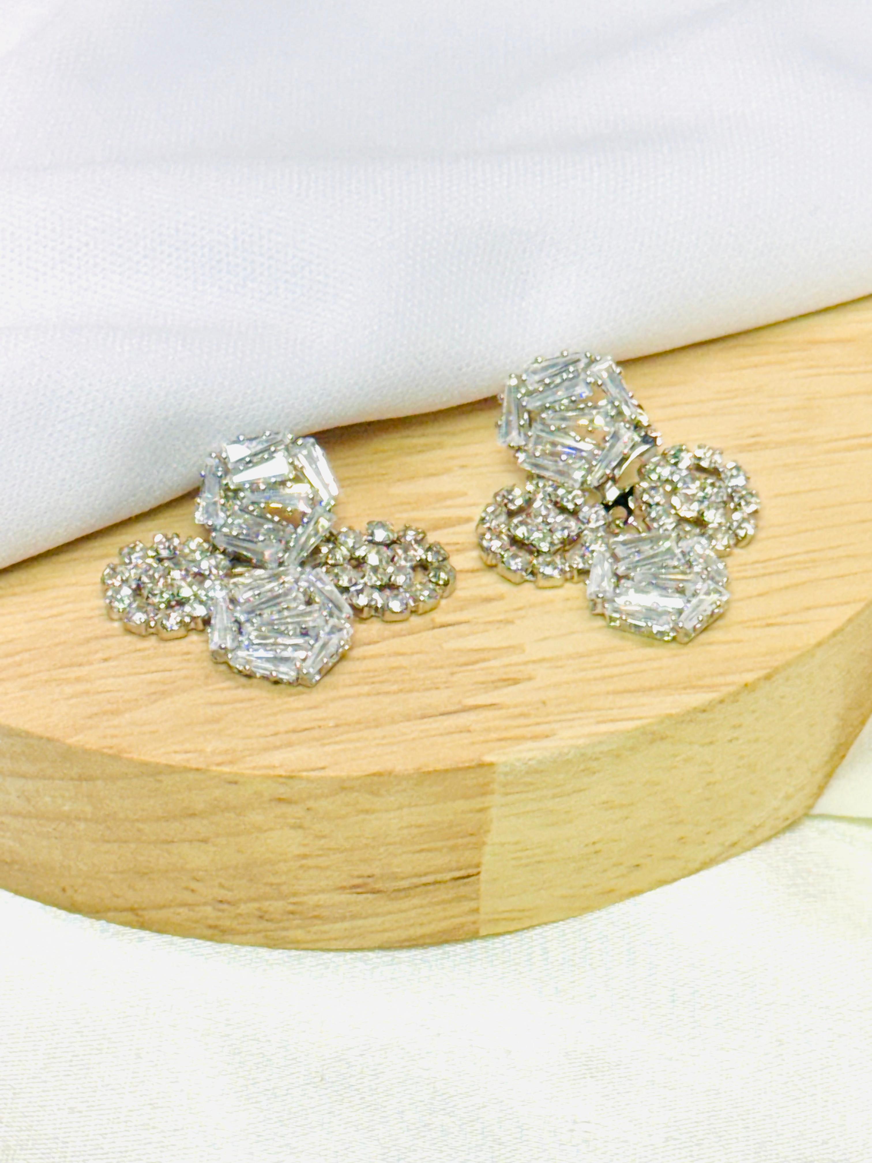 Aretes plateados rodio