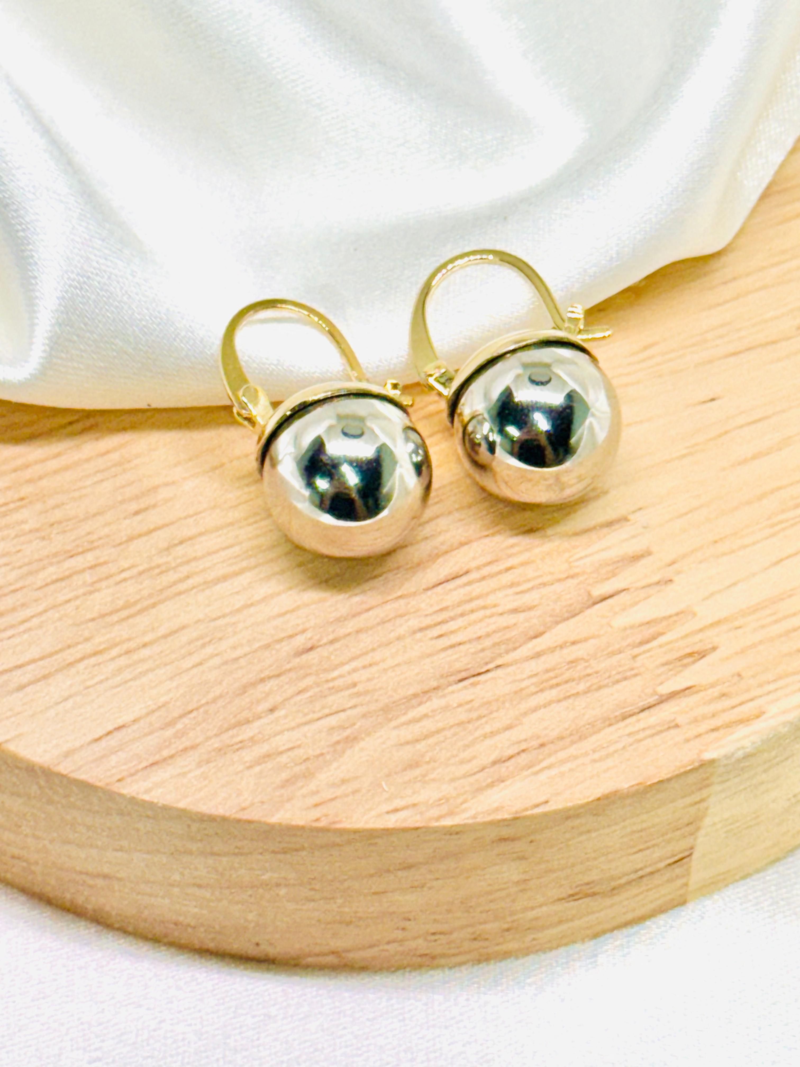 Aretes plateados rodio