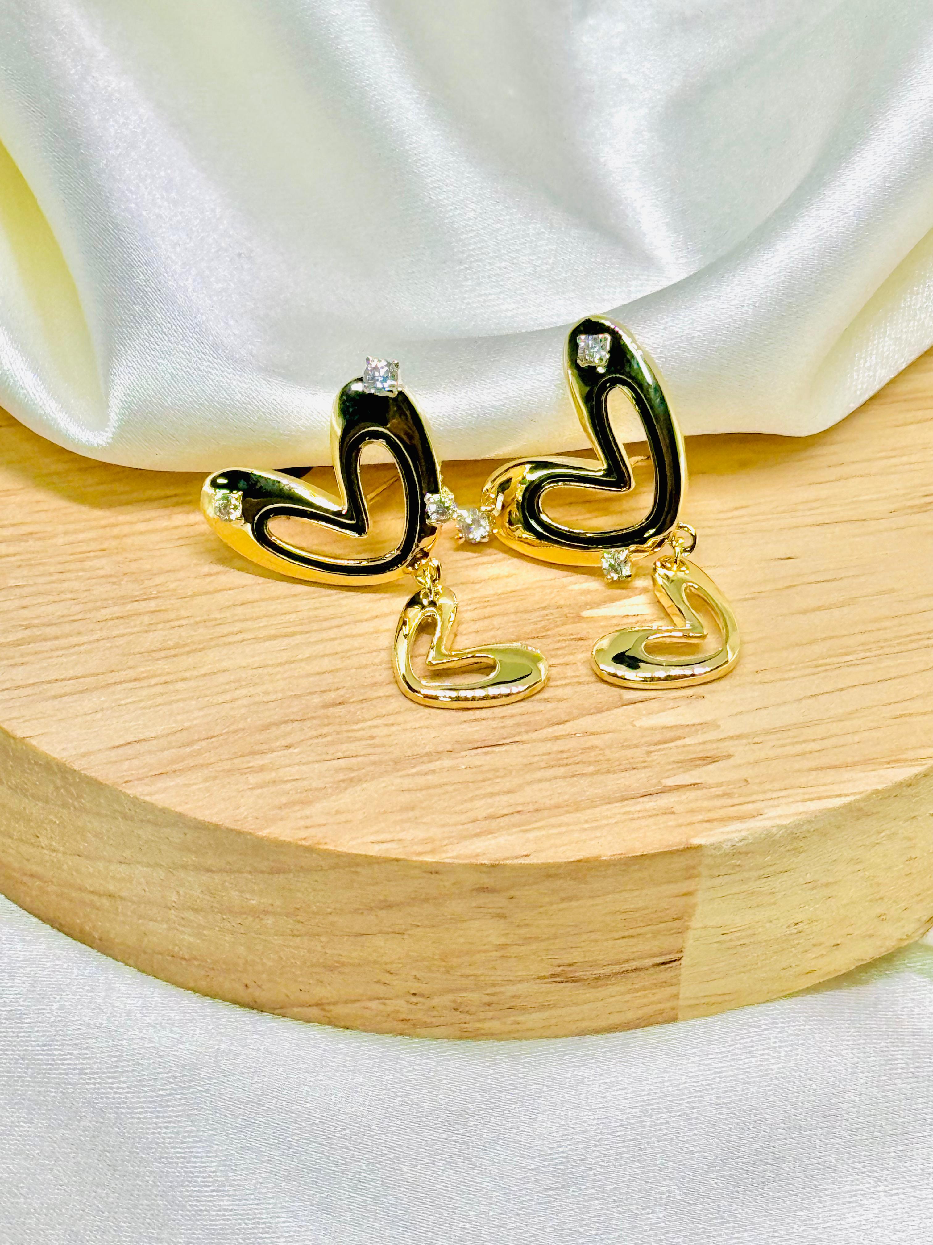 Aretes dorados rodio