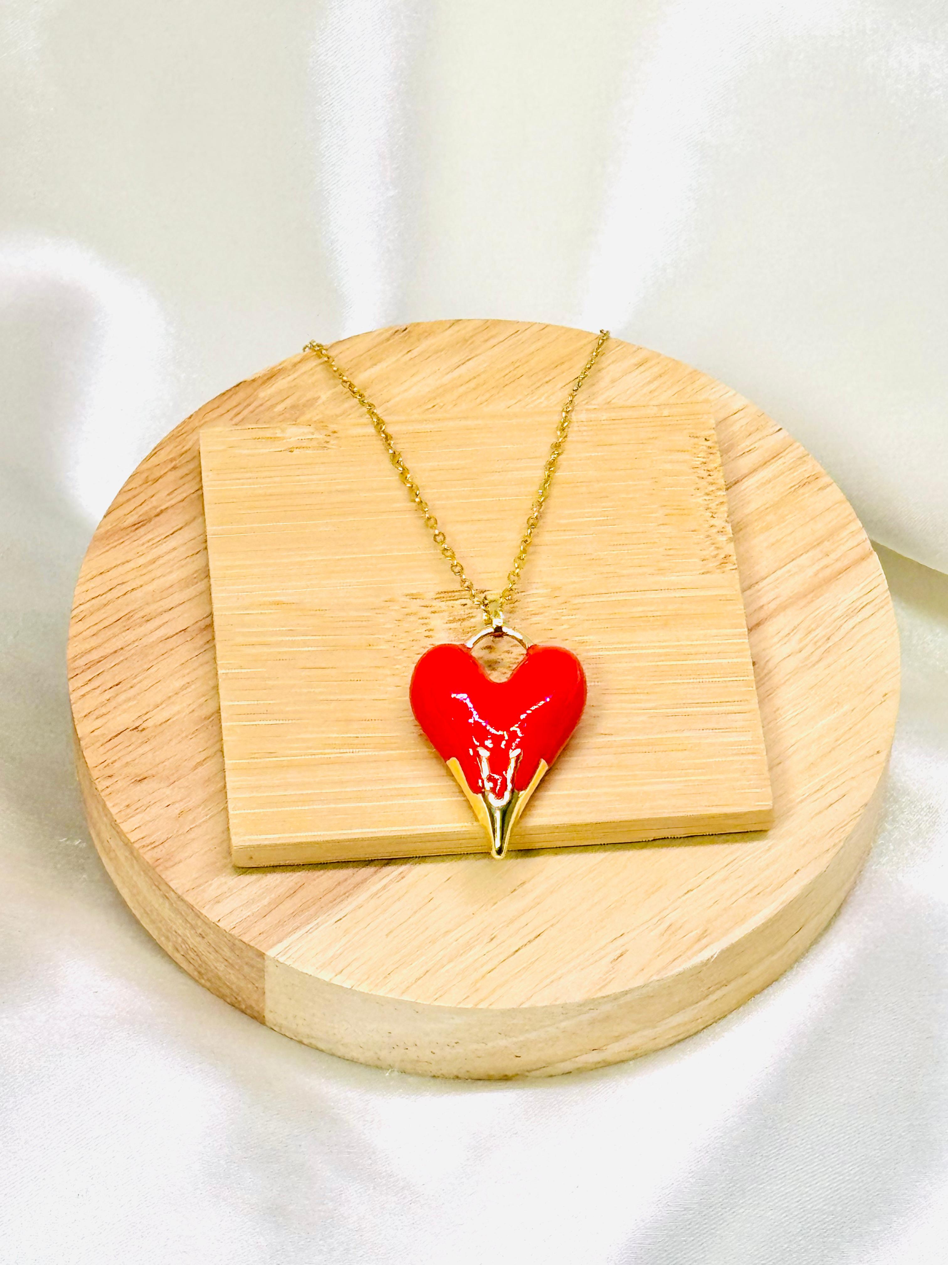 Collar corazón dorado