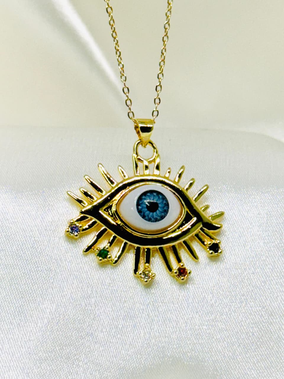 ojo turco celeste