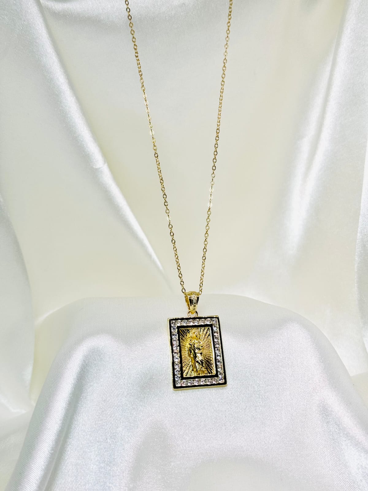 collares san judas Tadeo